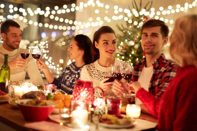 9 Tips to Eat Good and Feel Great for The Holidays. Enjoy all of the holiday celebrations without getting off track or feeling deprived