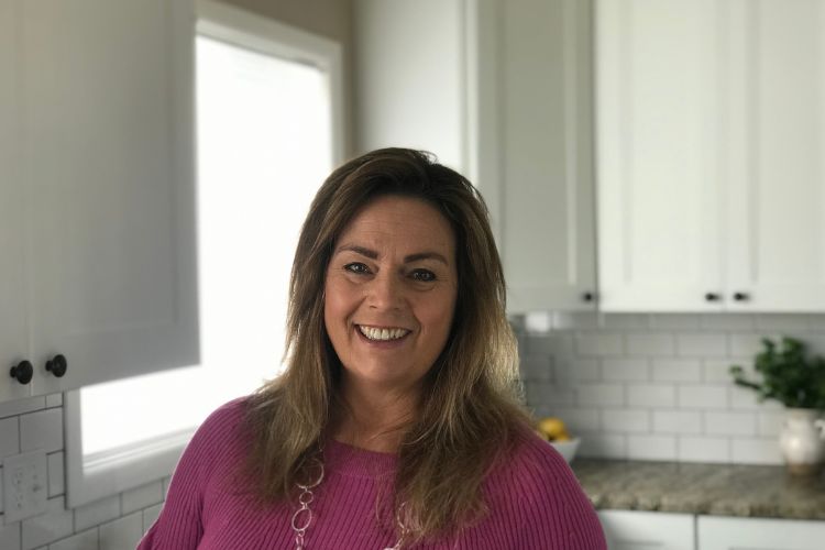 Habits that have made the biggest difference in how I feel…have nothing to do with dieting at all. They’re Simple and Sustainable.